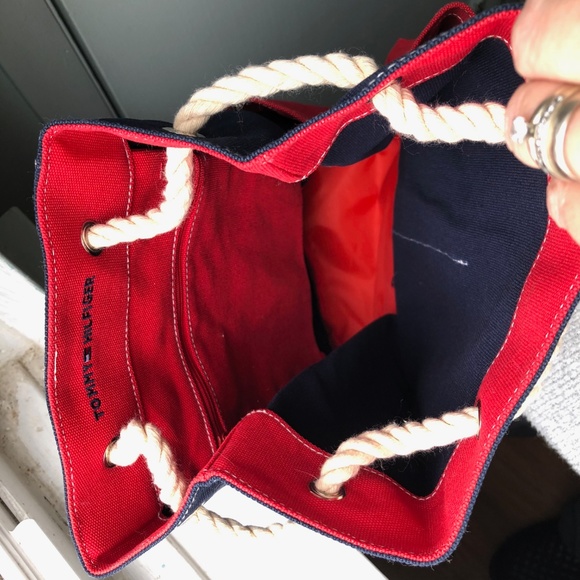 Tommy Hilfiger Adjustable Color Block Backpack - Picture 6 of 7